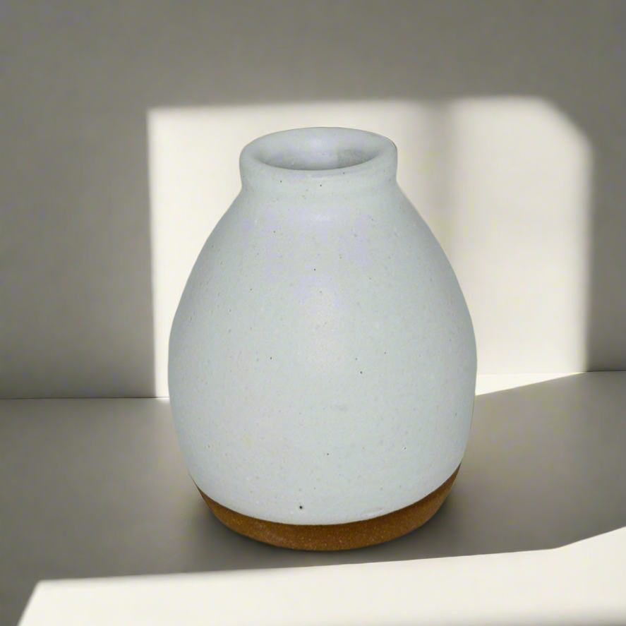 vase | bud in milk