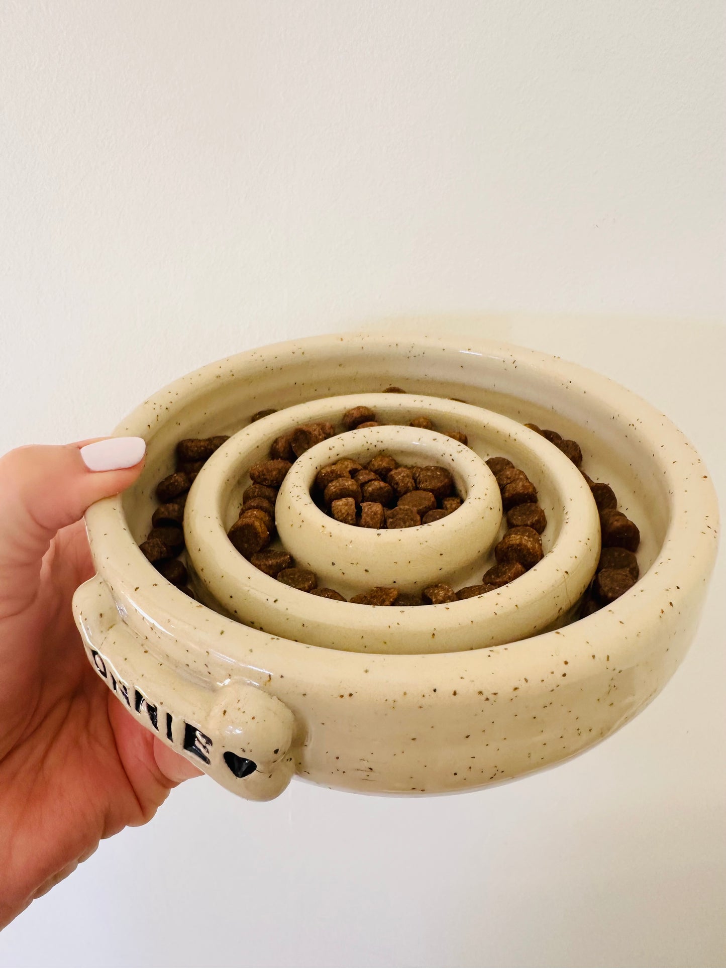 slow feeder | customised | with bone