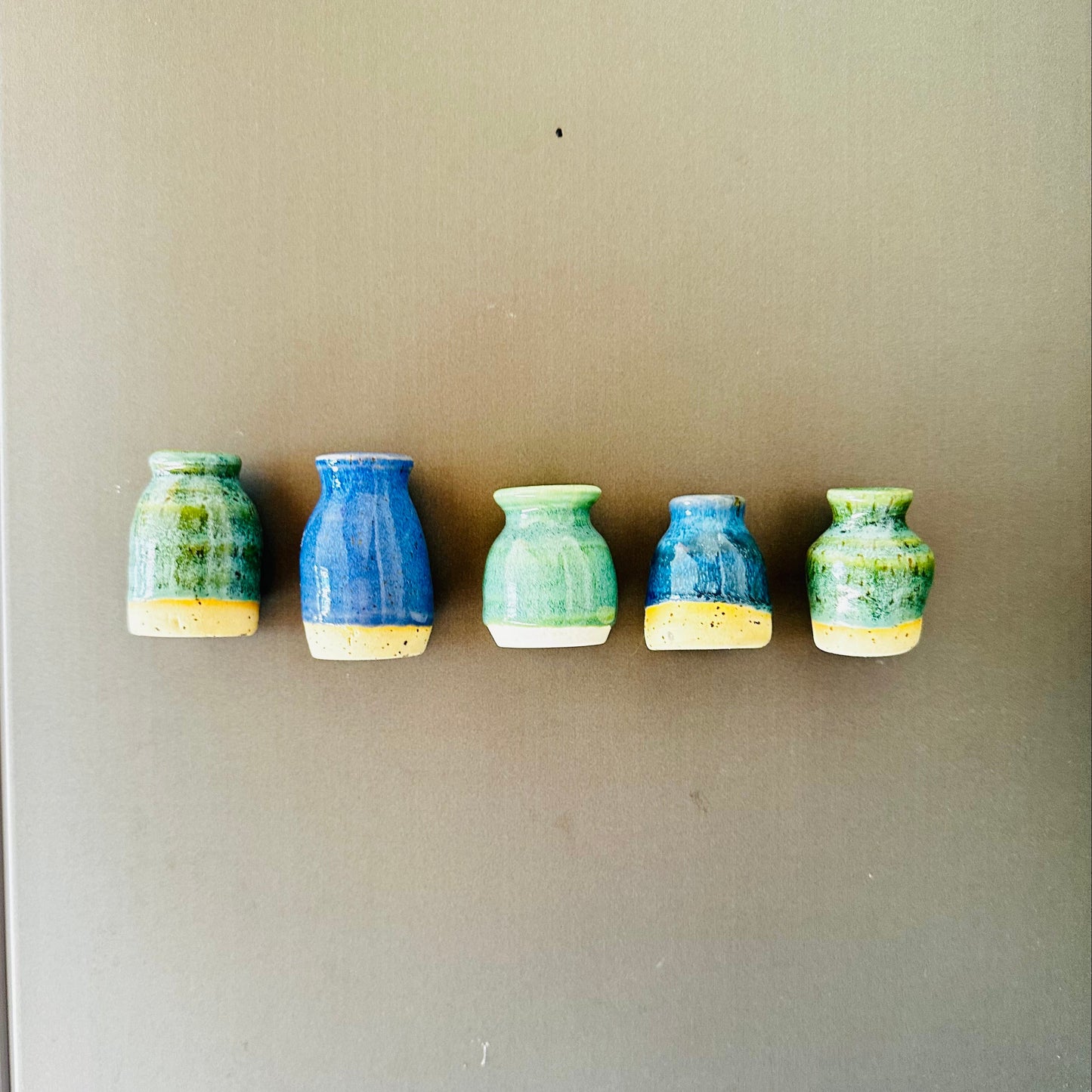 vase | mini magnet