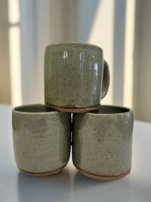 mugs | olive